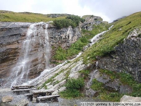 Paisaje carretera alpina Grossglockner
Paisaje carretera alpina Grossglockner
