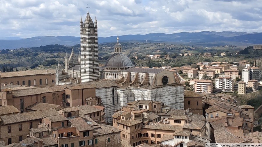 17. SUBIDA A LA TORRE DEL MANGIA - Florencia, Siena y San Gimignano 5 días (3)