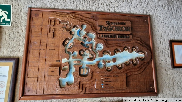 Restaurante Tagoror, Guayadeque, Gran Canaria
Restaurante Tagoror, Guayadeque, Gran Canaria
