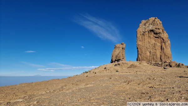 Roque Nublo con el Teide al fondo, Gran Canaria
Roque Nublo con el Teide al fondo, Gran Canaria
