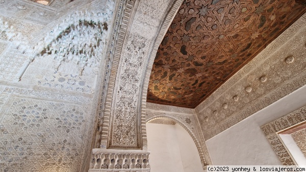 Sala de las Dos Hermanas, Palacios Nazaríes, Alhambra
Sala de las Dos Hermanas, Palacios Nazaríes, Alhambra
