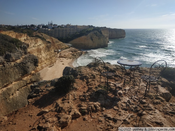 Mirador sobre la playa do Vale de Centeanes
Mirador sobre la playa do Vale de Centeanes
