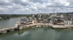 Puerto de Auray y Saint-Goustan desde el castillo de Auray, Francia