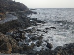 Paseo junto al mar en La Caleta, Hierro
