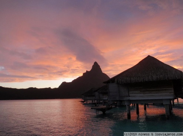 Atardecer en monte Otemanu Polinesia
Bora Bora en el hotel Intercontinental con el monte Otemanu al fondo
