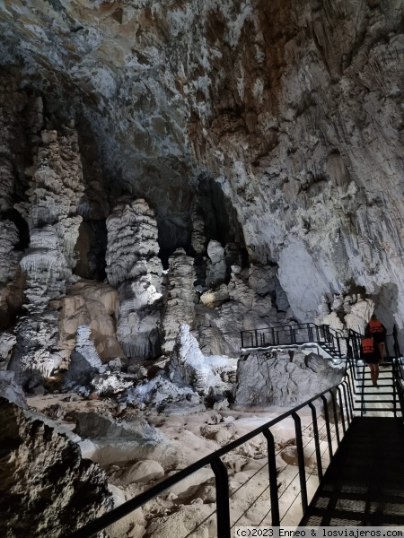 Kong Cave
Cueva
