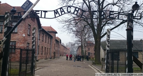 Auschwitz, Polonia
Entrada del campo de concentración
