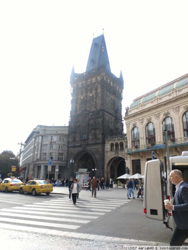 Praga, Kutna Hora y Terezín en 5 días (low cost) EN CONSTRUCCION - Blogs de Checa Rep. - Día 1: Llegada y paseo por Staré Mesto. (4)