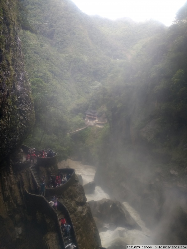 Ecuador del mar al Amazonas - Blogs of Ecuador - Día 19/1 - Baños y su Feria. Pailón del Diablo (5)