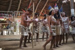 ETNIAS DANZANDO EN LA AMAZONIA DEL PERU