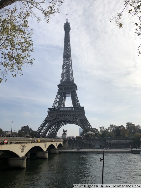 TORRE EIFFEL
TORRE EIFFEL
