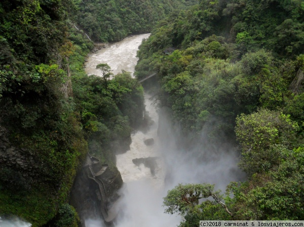 Pailón del Diablo
desde el puente colgante
