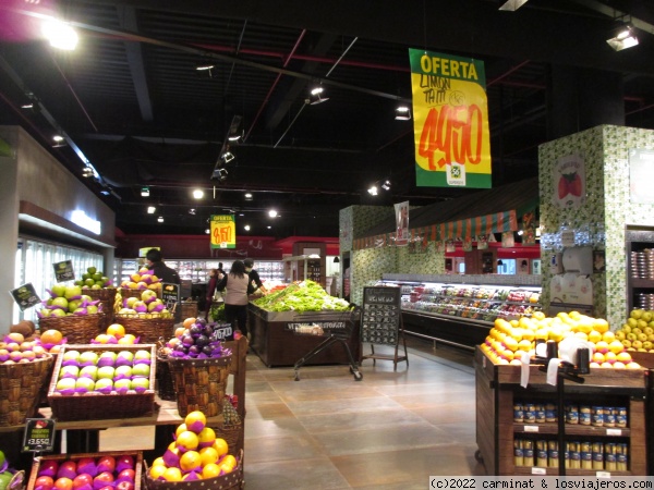 Market Superseis
En este supermercado se encuentran las primeras marcas de muchos productos, Nestlé entre otros. Los precios son accesibles para la clase trabajadora.
