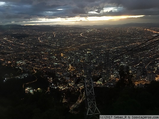 Bogota de noche
Bogota de noche - Monserrate
