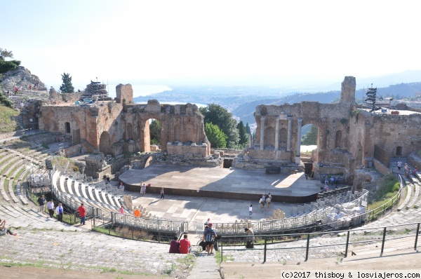 Sicilia Taormina Teatro (1)
Vista amplia de todo el teatro romano
