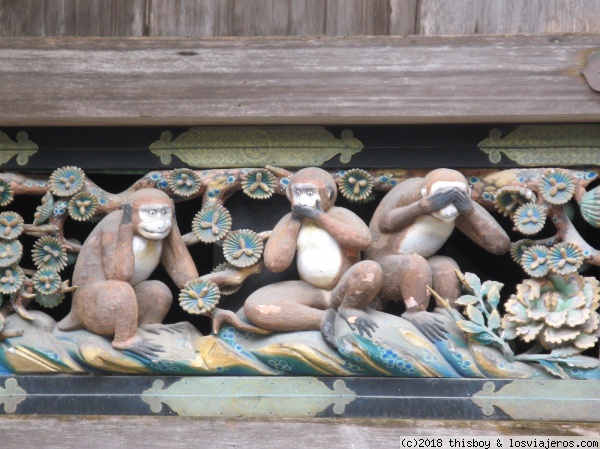 Nikko_Templos_3
Escultura de los tres monos sabios en el santuario de Toshogu en Nikko
