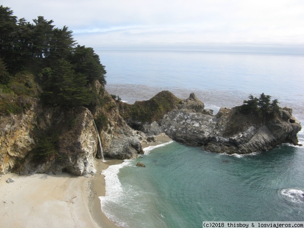 USA_Big_Sur_7
Una cascadita en una playa preciosa e inaccesible que nos encontramos en uno de los miradores del Big Sur
