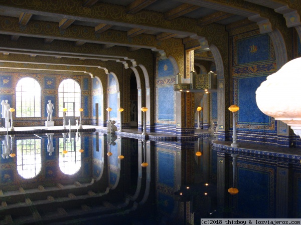 USA_Heast_Castle_3
Otra piscina interior inmensa
