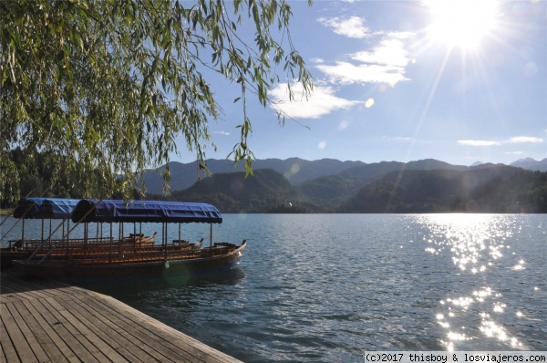 Eslovenia Bled Atardecer
Lago Bled al atardecer
