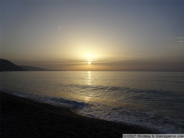 Sicilia Puesta Sol
Puesta de sol en la playa, la última que veremos en Sicilia :(
