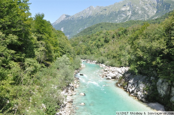 Eslovenia Kovarid Ruta (1)
Vista de estas aguas tan cristalinas del Soca

