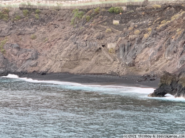 Diarios de Candela la viajera. Visita a La Palma en Enero de 2020 - Blogs de España - Etapa 5 – Tubo volcánico y playa de Zamora (10)