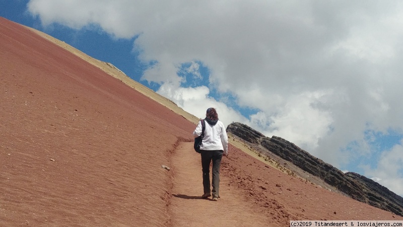 Cusco a Montaña de 7 colores y Valle Rojo. - Perú casi por libre. (3)