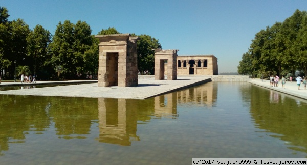 Templo de Debod (Madrid)
Fotografía del Templo de Debod en Madrid (España)
