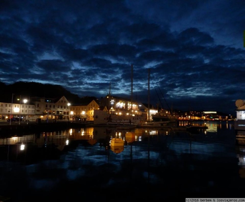 Viajar a  Noruega: Stanvanger - Muelle de Stavanger (Stanvanger)