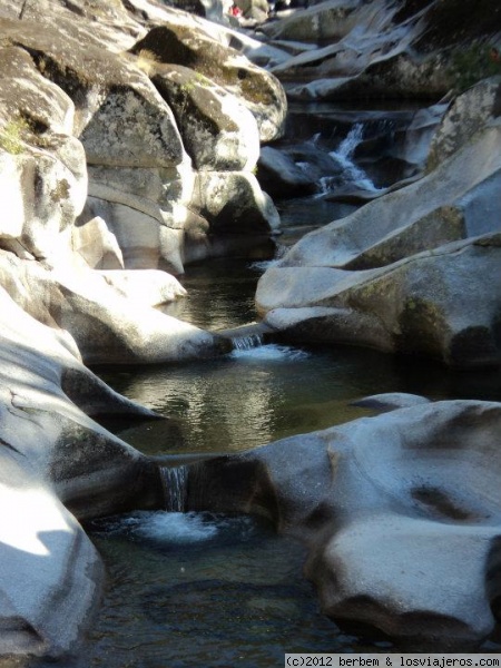Ruta Garganta de los Infiernos - Los Pilones
Una vista de los Pilones de la ruta de la Garganta de los Infiernos en el Valle del Jerte, Extremadura.
