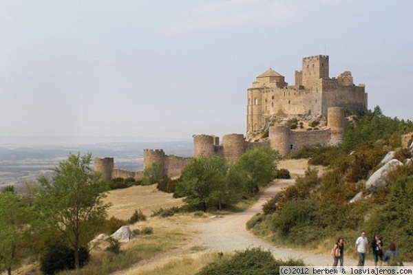 Castillo de Loarre
Castillo de Loarre, parada del bus turistico de la Hoya de Huesca.
