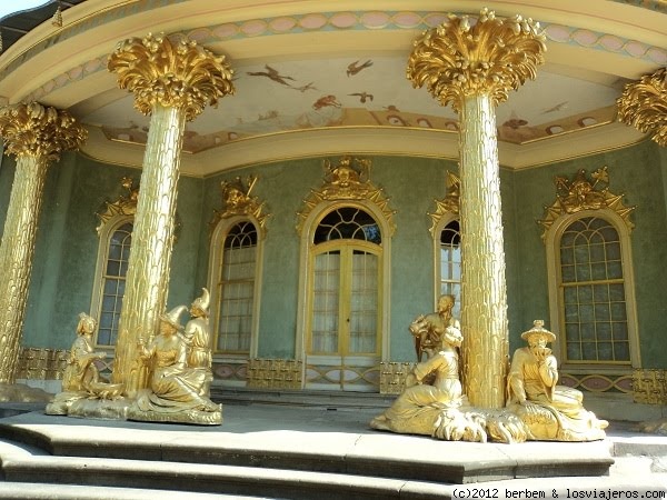 Casita de té de Potsdam
Vista extrior de la casita de té dentro de los jardines de Sanssouci.
