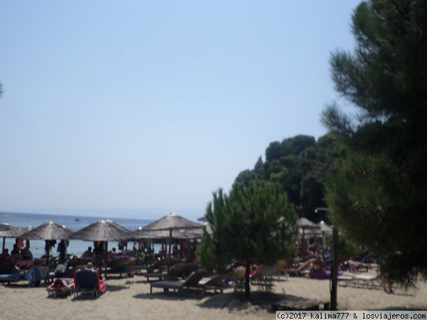Koukonaries Beach
Playita de arena y aguas cristalinas,no muy lejos de la ciudad
