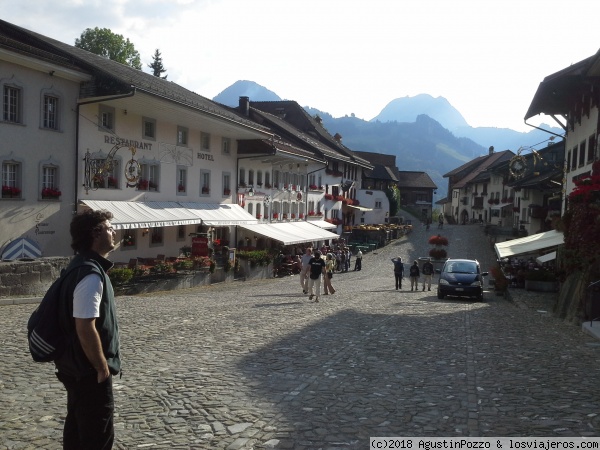 Gruyeres
De los pueblos mas lindos de Europa que conocí
