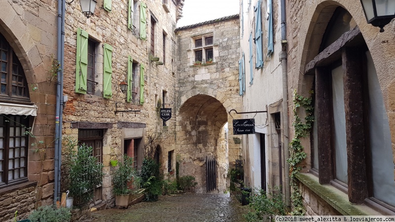 Descubriendo Toulouse, Cordes sur Ciel, Albí y Carcassonne. - Blogs de Francia - Día 3: Cordes-sur-ciel y Albí (3)