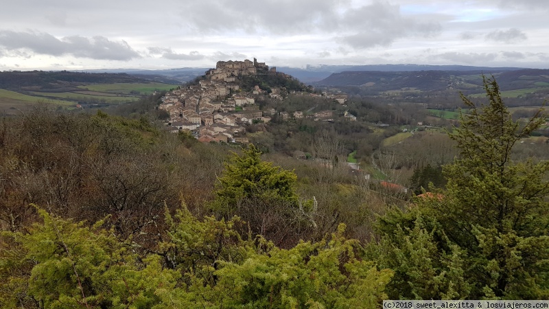 Descubriendo Toulouse, Cordes sur Ciel, Albí y Carcassonne. - Blogs of France - Día 3: Cordes-sur-ciel y Albí (6)