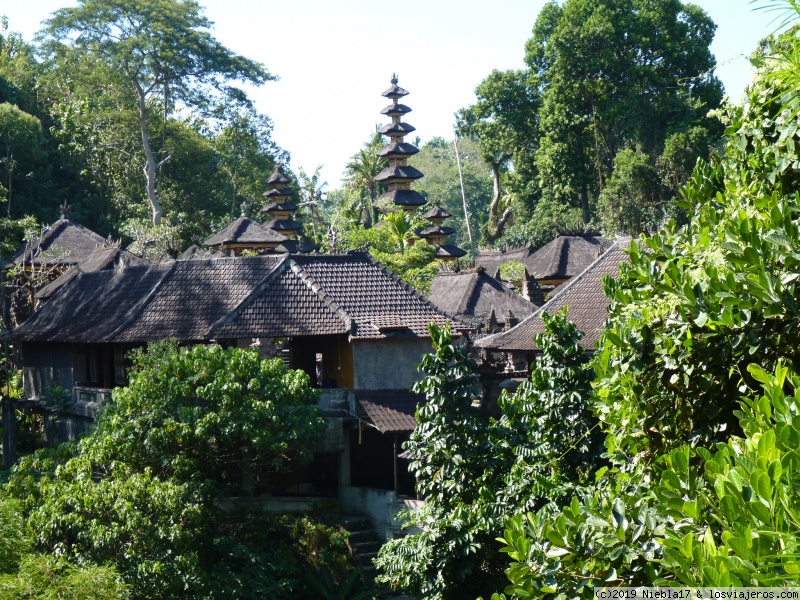 Bali - la cara oscura del turismo - Indonesia en familia: muchos vuelos y pocas nueces (1)