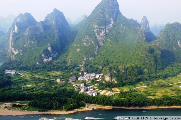 YANGSHUO - Mirador de Chianggong -
Mirador de Chianggong en Yangshuo.
