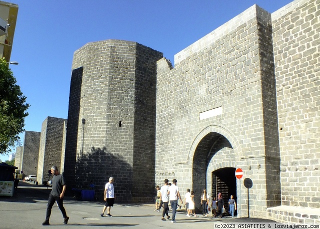 Diyarbakir Murallas
Puerta Este de las Murallas de Diyarbakir
