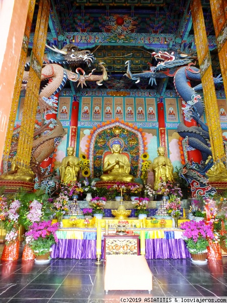 KUNMING - Templo Yuantong
Interior del Templo Yuantong en Kunming
