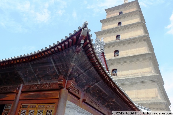 Gran Pagoda de la Oca - Xian
Gran Pagoda y templo en Xian
