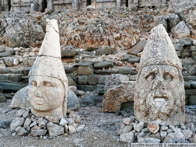 Monte Nemrut
Terraza Este del Monte Nemrut
