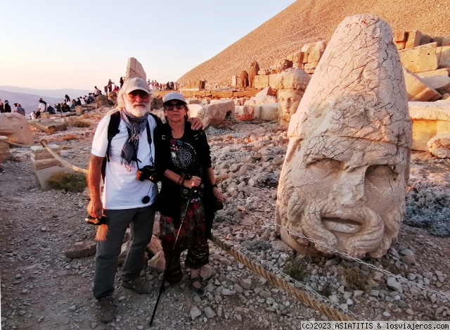 Monte Nemrut
Terraza Oeste del Monte Nemrut
