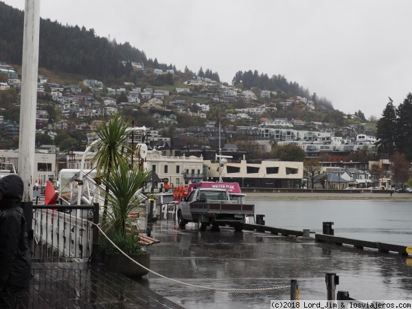 Queenstown bajo la lluvia
G
