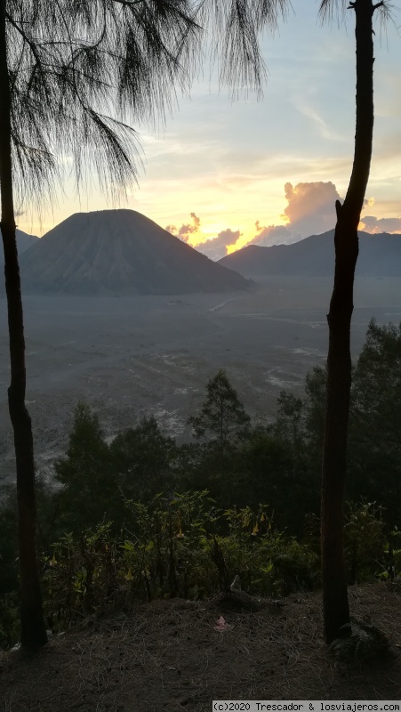 Atardecer en el cráter del monte Bromo - Navidad y Fin de Año en Indonesia 2019 (6)