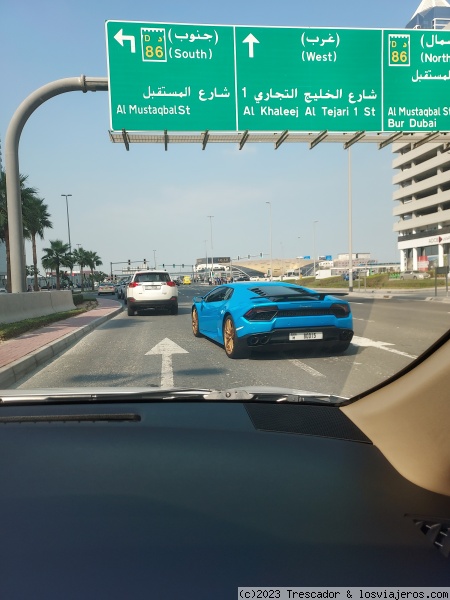Lamborghini por Dubai
Lamborghini por Dubai
