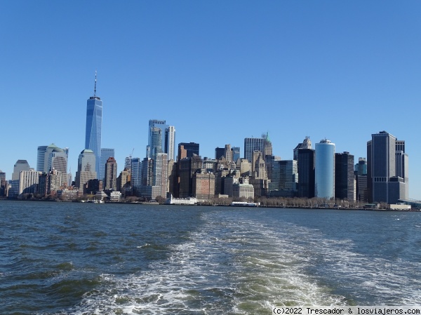 Vistas skyline de New York, a bordo del barco que te lleva a Liberty Island
Vistas del skyline de New York, desde el barco que te lleva a Liberty Island
