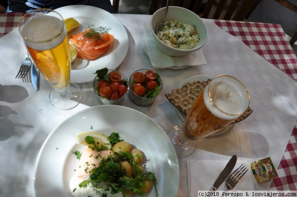 El desayuno en el camarote
Muy bien servido
