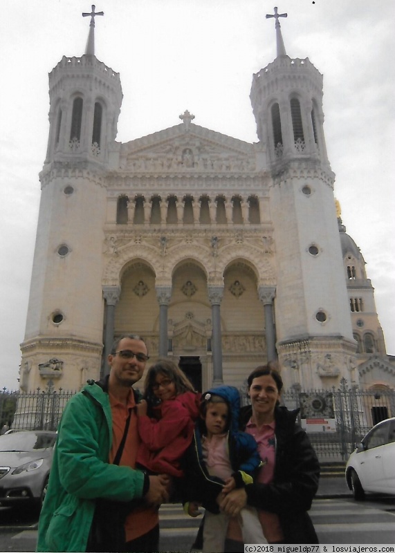 Desde Málaga a Suiza en coche con niños - Blogs de Suiza - Día 5 Lyon (Francia) (5)