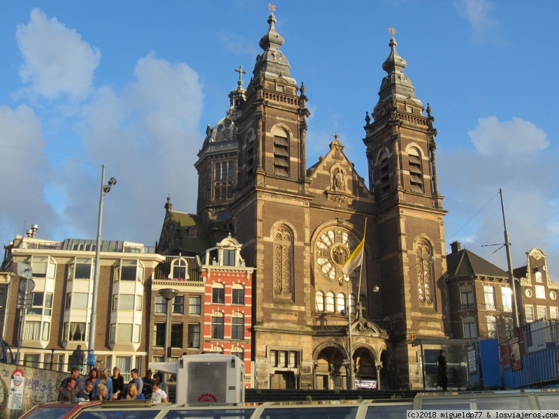 Castillos del Loira, Brujas, Gante, Bruselas, Amsterdam... con niños - Blogs de Francia - Día 1 Amsterdam (6)